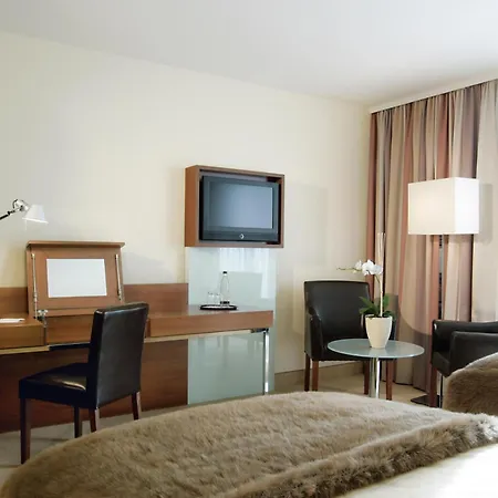 Lindner Hotel Hamburg Am Michel, Part Of Jdv By Hyatt-2
